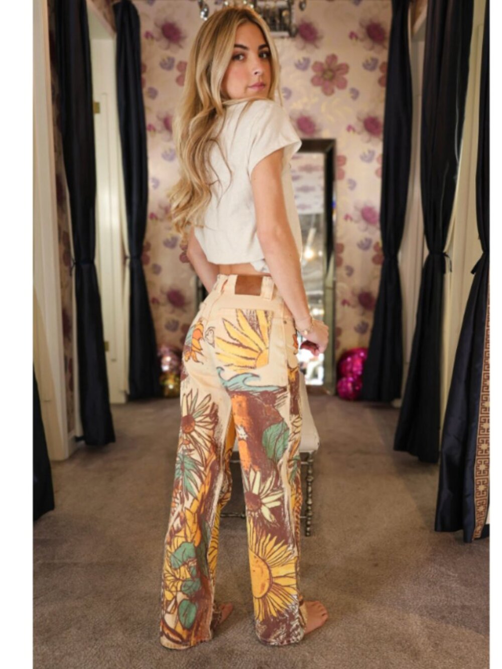 Free People We The Free Tinsley Jeans Beach Scene - Picture 6 of 12